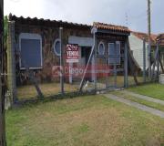 Casa para Venda, em Cidreira, bairro Nazaré, 8 dormitórios, 5 banheiros, 4 vagas